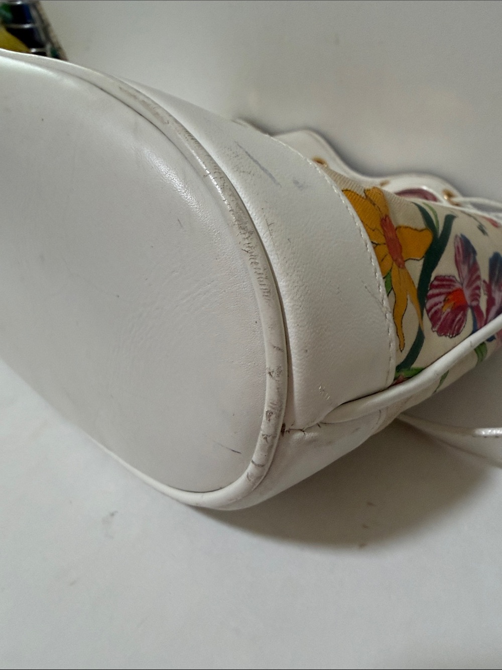 Vintage Gucci white/ Cream Flora bucket - Picture 16 of 16